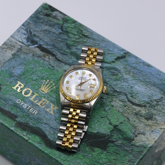 Rolex Oyster DateJust Two Tone - Picture 5 of 5